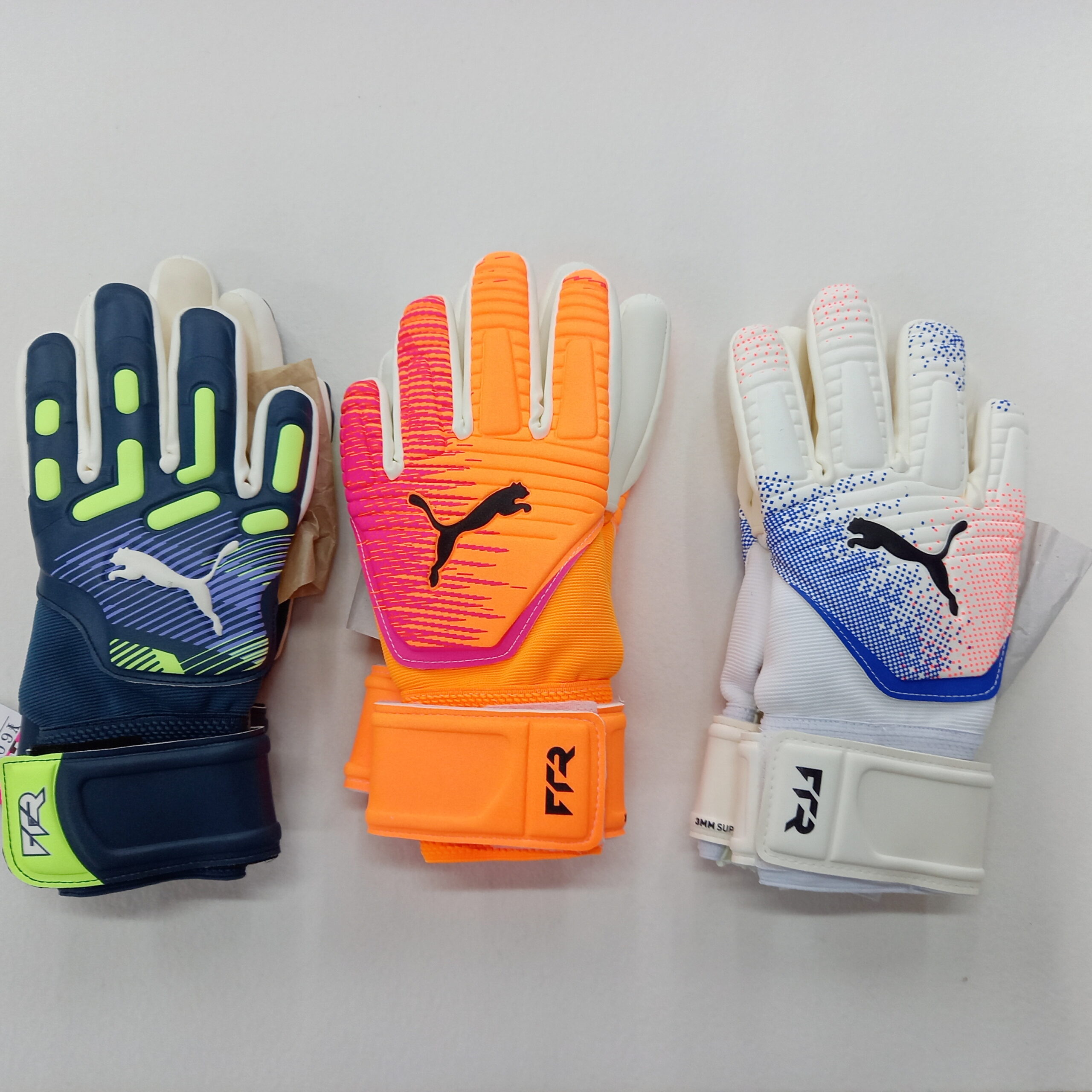 サッカーキーパーグローブのご紹介